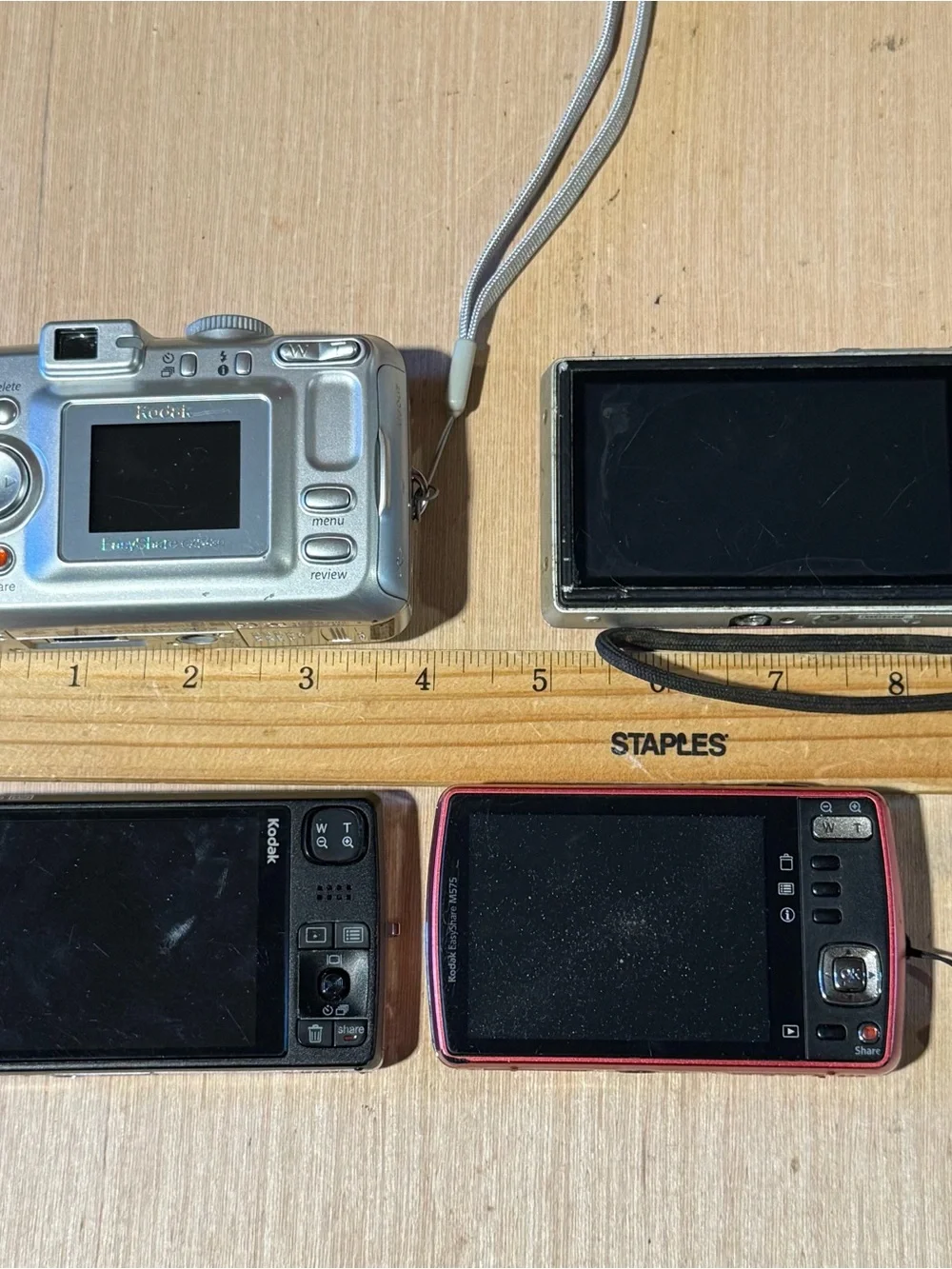 Lot of 4 Kodak Digital Cameras BROKEN “Parts/Repair”Buy As Is Read Info Below!